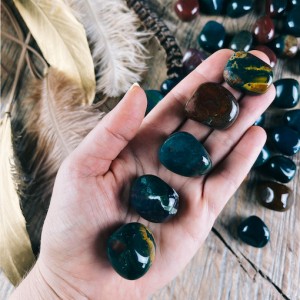 Tumbled Stones A Grade 100gms- (Bloodstone)