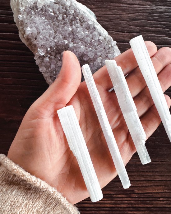 Thin Raw Selenite Wands (100gms)- 9-10 pieces