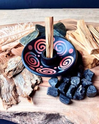 Peruvian Palo Santo Wand Burner w/ Box (Assorted Designs)
