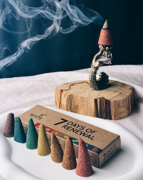 Ispalla Aromas Incense Cones (7 Days of Renewal)- Retail Display Box- 12 packs 