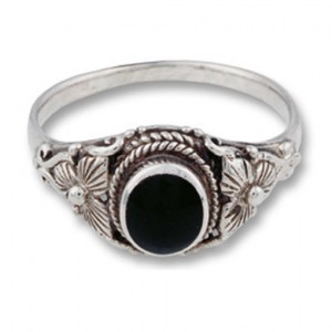 Silver Ring Flower and Stone