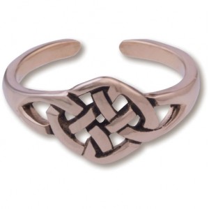 Gypsy Gold Trinity Knot Toe Ring